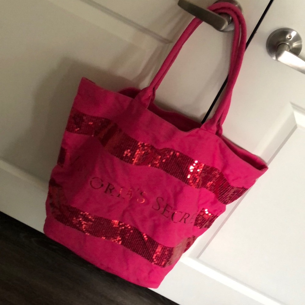 VS tote
